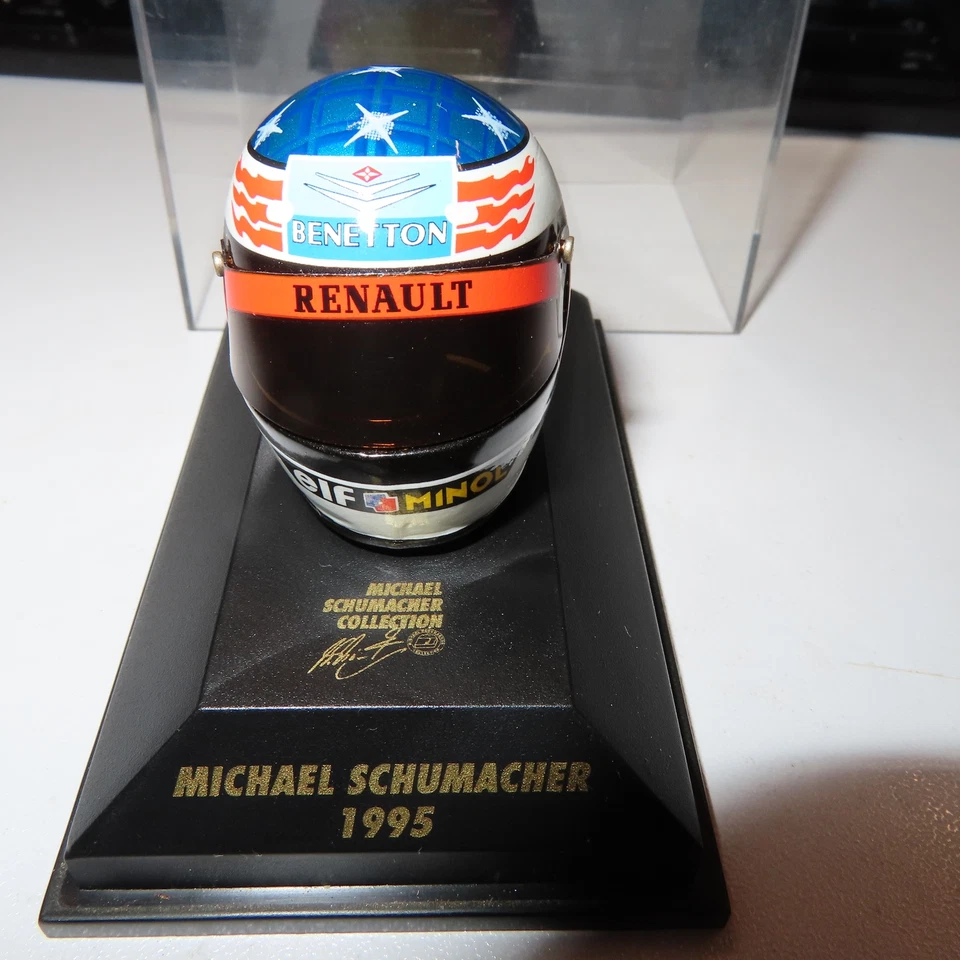 SC126 Minichamps 510389501 Helm M.Schumacher Benetton 1995  1:8 in OVP - Bild 1 von 1