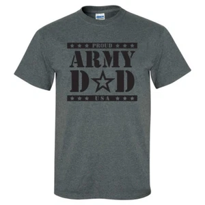 "Camiseta ""Proud ARMY Dad"" manga corta en gris brezo oscuro" - Imagen 1 de 1