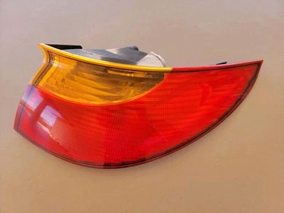 Luz trasera lámpara luz trasera Saturn serie S SC1 SC2 cupé lado del pasajero derecho 01 02 Foto 1 de 4