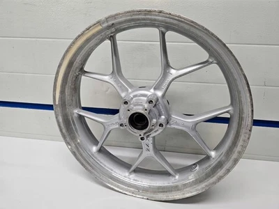 Llanta delantera Triumph Tiger 1050 Foto 1 de 4