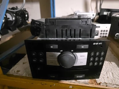 Vauxhall Corsa Radio CD Player 497316088 CD 30 Mp3 #152 - Image 1 of 2