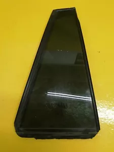 2010,2011,2012,2013,2014 Subaru Outback REAR RIGHT DOOR VENT Window Glass - Picture 1 of 5