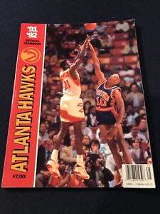 1991-92 Atlanta Hawks Official Basketball Yearbook---Wilkins   EX F61