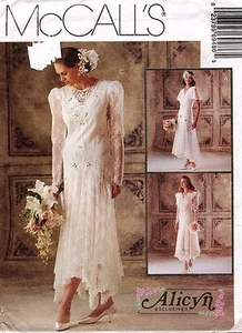 McCall's Misses Brautkleid und Brautjungfernkleid Muster 6948 8 UNGESCHNITTEN - Bild 1 von 2