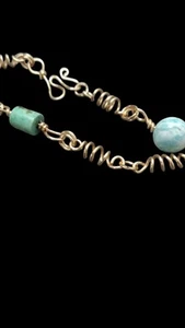 Handmade Howlite Spring Bracelet - Picture 1 of 4