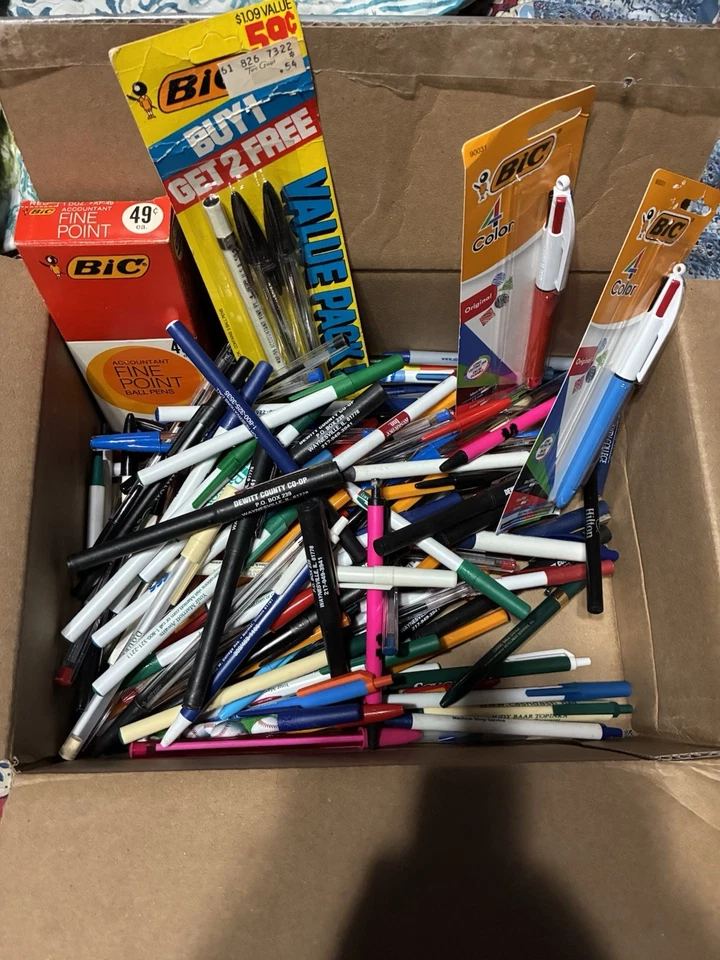 Lote de bolígrafos Bic vintage algunos nuevos Foto 1 de 1