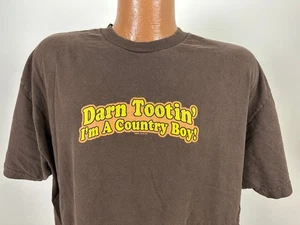 Camisa De Colección Y2K Divertida Texto Hombres XL Darn Tootin I'm A Country Boy Retro Marrón - Imagen 1 de 15