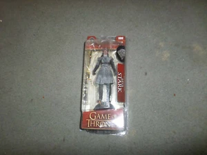 GAME OF THRONES ARYA STARK WALGREENS BURNT VARIANT EXCLUSIVE FIGUR NEU - Bild 1 von 3