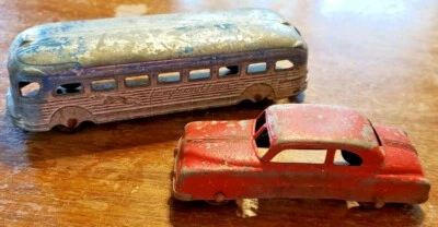 VINTAGE TOOTSIETOY DIECAST METAL GRAHAM LINER BUS AND RED CAR- PARTS & REPAIRS - Image 1 of 4
