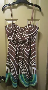 TG 2 BCBG PARIS ABITO DONNA 100% SETA, DISEGNO GEOMETRICO MARRONE VERDE AVORIO, USATO IN OTTIME CONDIZIONI - Foto 1 di 8