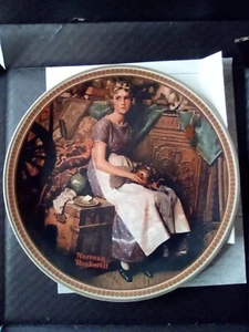 Norman Rockwell Plate Dreaming in the Attic First Issue Rediscovered Women - Bild 1 von 10