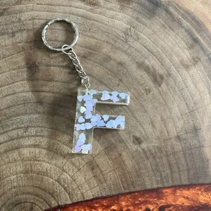 Handmade Resin Letter F Keyring - Foto 1 di 1