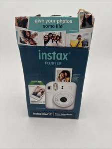 Fujifilm instax mini 12 Instant Camera - Mint Green - Picture 1 of 6