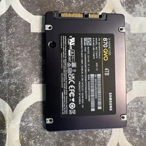 Samsung 870 QVO Series 4TB 2.5 inch SATAIII Internal SSD MZ-77Q4T0 - Afbeelding 1 van 3