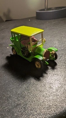 1910 Benz Limousine Green Diecast Models of Yesteryear Y-3 Lesney Matchbox - Image 1 of 2