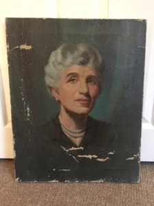 Vintage, Mid-Century Oil Portrait of Middle-Aged woman with pearl necklace - Picture 1 of 5