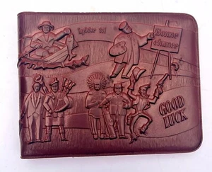 Vintage Vinyl Brown & Bigelow Men’s Good Luck 9 Languages Embossed Wallet NEW - Picture 1 of 8