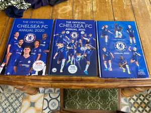Official Chelsea Football Club Annual Hardcover Book 2020 2021 2022 - Bild 1 von 7