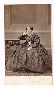 Fotografia albumina GENTILDONNA photo Victorian Lady Fashion clothes SIENA '800 - Foto 1 di 2