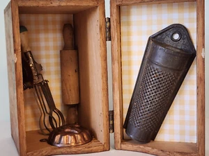 Vintage Kitchen - OOAK Found Object Assemblage Art Diorama in Recipe Box - Picture 1 of 8