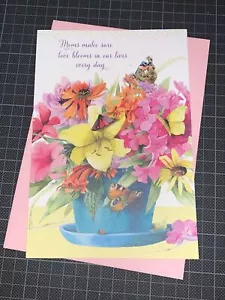 Tarjeta del Día de la Madre Hallmark Marjolein Bastin: mamá asegure que el amor florezca nuestras vidas - Imagen 1 de 8