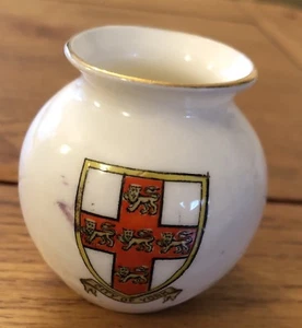 WH Goss Crested China ‘City Of Bath’ Model Of Ancient Vase - Picture 1 of 3