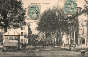 CPA 07 - LAVOULTE sur RHONE (Ardèche) - Place du Quatre Septembre, rue Rampon - Picture 1 of 2