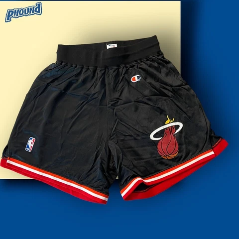 Vintage 90s Miami Heat NBA Champion Logo Basketball Shorts Men's Size L (36-38) Cover
