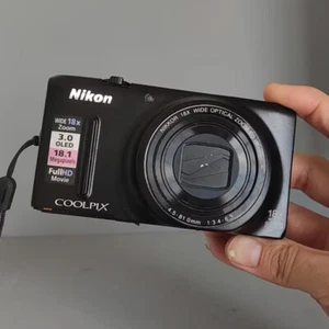 Nikon COOLPIX S9400 Digital Camera 18.1MP 18x Optical Zoom Full HD -Tested - Picture 1 of 8