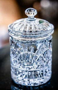 Tarro de galletas Shannon Fine Crystal Designs Freedom 10 1/2" con tapa - Imagen 1 de 3