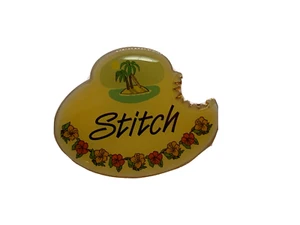 PIN STITCH FANTASY - ETIQUETA DE NOMBRE ESTILO DISNEY - ELIGES NÚMERO DE EDICIÓN DE 300 - Imagen 1 de 6