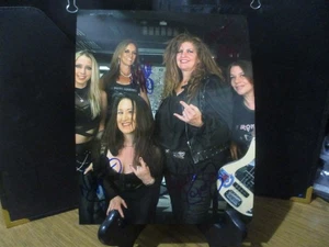 THE IRON MAIDENS AUTHENTIC SIGNED/AUTOGRAPHED 8X10 PHOTO #2 - Picture 1 of 5