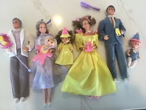 Barbie Heart Family Grandparents, Mom, Dad + Twins - Picture 1 of 7