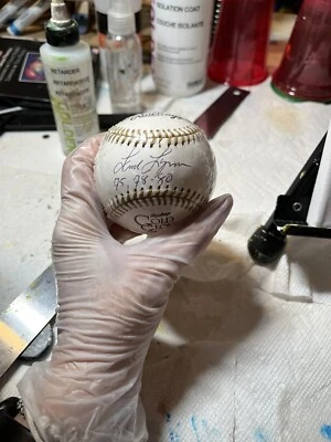 Fred Lynn Signed Gold Glove Baseball W/PSA/DNA Boston Red Sox 75,78,80 - Image 1 of 4