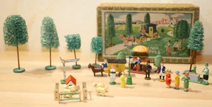 Nippes Kindl de Múnich, figuras de madera pintadas a mano, carruaje, diorama de árboles, embalaje original - Imagen 1 de 15