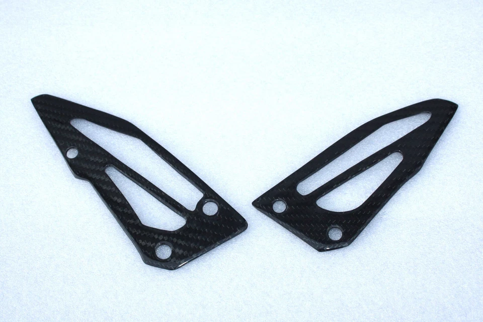 Placas de tacón Yamaha MT10 MT 10 FZ10 carbono 2016 2017 2018 2019 2020 21 Foto 1 de 1