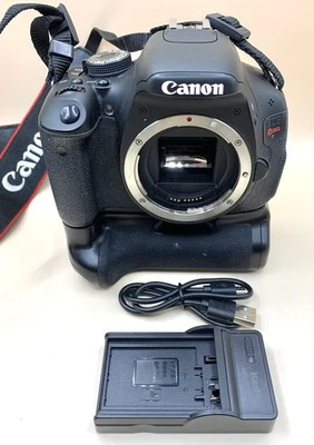 Cuerpo de cámara Canon EOS Rebel T3i 18 MP DSLR con batería Foto 1 de 4