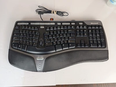 Microsoft Natural Ergonomic Keyboard 4000 USB Wired - Cleaned - Image 1 of 4