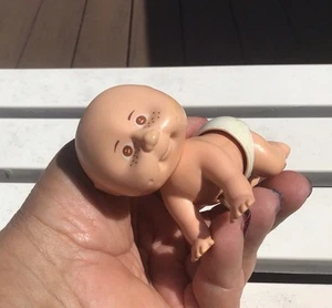 Vintage Tomy Cabbage Patch Kinder Baby Krabbeln Aufziehspielzeug 1983 Glatze funktioniert - Bild 1 von 14