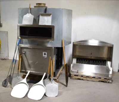 Wood Stone 5' Mt Adams Gas-Fired Brick Pizza Oven Stone Hearth WS-MS-5-RFG-IR-NG - Image 1 of 4