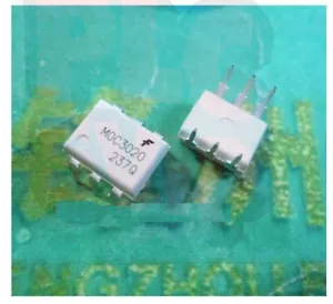 3Pcs MOC3020 DIP-6 FSC DIP6 Optoisolators Transistor Output NEW - Picture 1 of 1