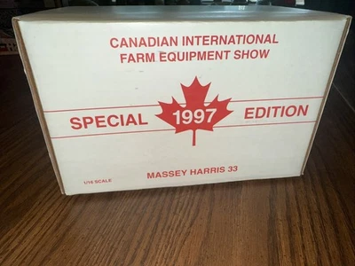 Canadian International Farm Equipment Show 1997 edición especial Massey Harris 33 Foto 1 de 4