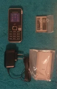 Samsung SGH S125G - Black On Silver (TracFone) Cell Phone / Tested - Picture 1 of 2