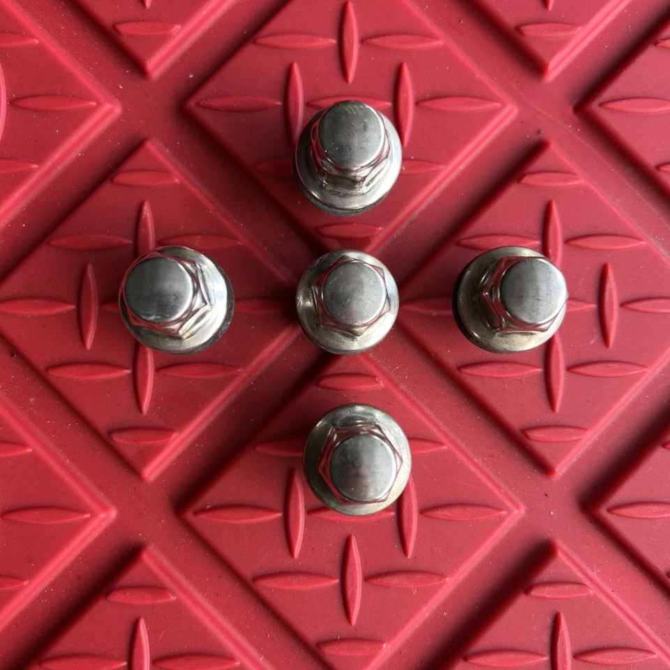 Jaguar XJ6 XJS XJ8 XK8 1988-2006 TUERCAS DE RUEDA Foto 1 de 2