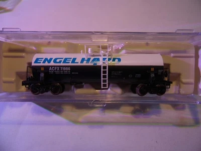 N - Atlas 43480 - Kaolin Tank Car, Engelhard ACFX 71986     LN   Knuc  couplers - Image 1 of 2