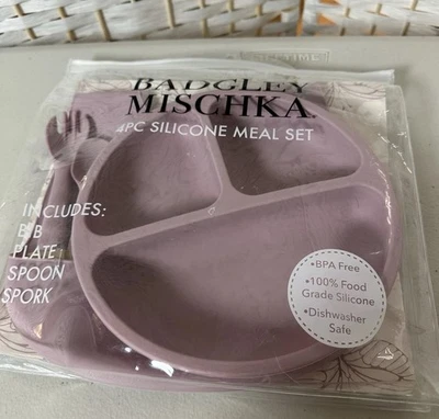 Bebé Niño Pequeño Badgley Mischka Juego de Comida 4 Piezas Babero Plato Cuchara Spork, Silicona NUEVO Foto 1 de 4