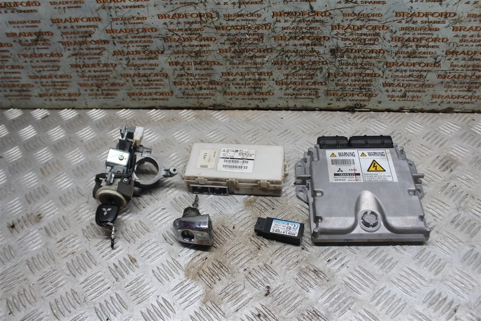 BFD082835 2008 MITSUBISHI L200 2.5 DID IGNITION LOCK SET ECU 1860B223 - Image 1 of 4