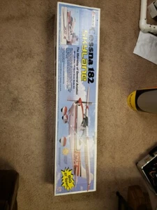 Top Flite GOLD Edition Cessna 182 Skylane Big RC Plane - 81" WS - New E24 - Picture 1 of 14