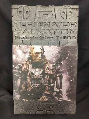 Hot Toys Movie MMS105 T-600 Concept Ver 1/6 Figure Terminator Endoskeleton - Image 1 of 4