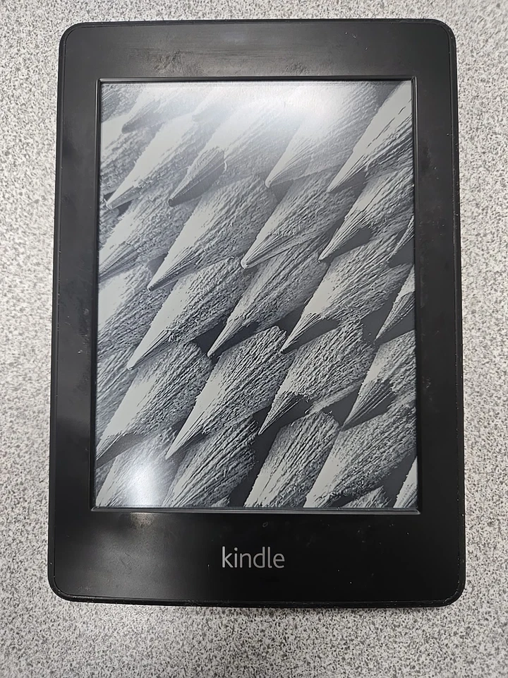 Amazon Kindle Paperwhite 5th Generation 6" (2GB, Black, EY21)11/25 - Image 1 of 4